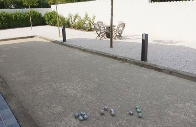 Villa w/ Palm Trees & Pool - Foto 27