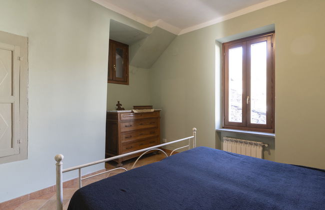 4 bedroom Apartment in Prelà with swimming pool and garden - Photo 24