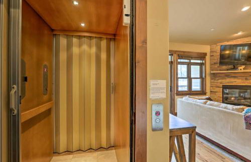 Elegant Frisco Condo with Private Hot Tub and Views! - Foto 8