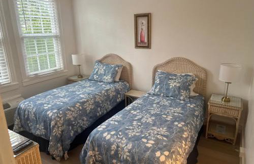 TROPICAL Palm Beach NEW SUITE 3 Beds 2 BEDRS &2BATHROOMS ENSUITE BEACH 5 MINOutdoorPOOL Garden - Photo 4