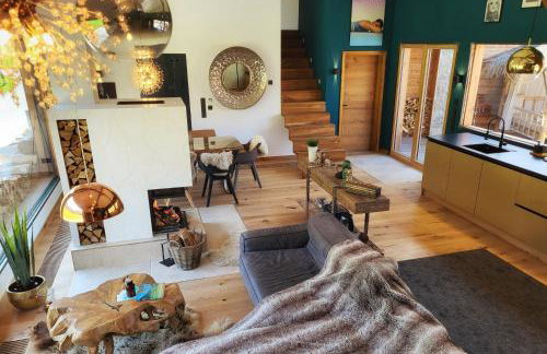 stylische Alpenlounge mit Pool, Blockhaus-Sauna und Jacuzzi für bis zu 12 Personen - Foto 36