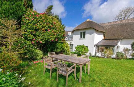 Perrymans Thatched Cottage Sleeps 6 Dog Friendly - Foto 2