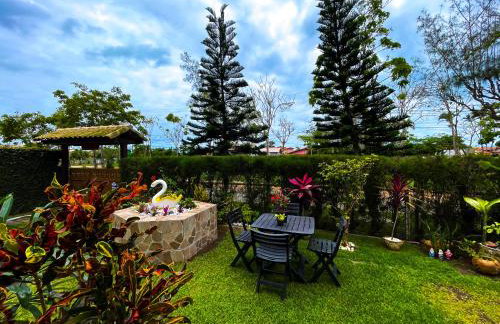 Recantos Pinheiros - Casa inteira, até 15 hóspedes - Piscina privativa, sinuca, ar condicionado e TVs nos 4 quartos - Condomínio Orla 500, lado praia - Unamar, Cabo Frio-RJ - Foto 46