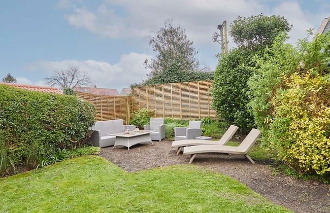 Host Stay Colcott Cottage - Photo 18