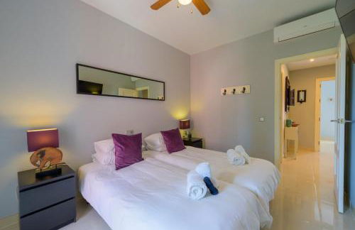 Beautiful Frontline beach Townhouse - Photo 25