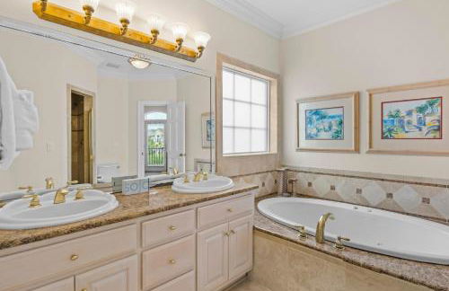 Gulf Front, Pool, Hot Tub- 2 Kitchens - Elevator - Foto 45