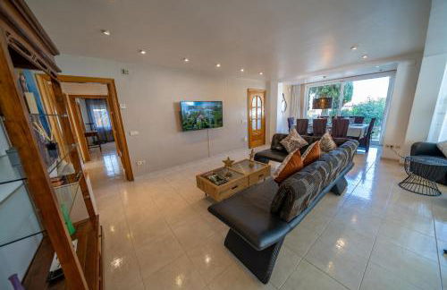 Villa Lux Gallery Familiar Piscina Privada Barbacoa Aire Acondicionado - Foto 20