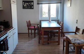 Mega Ferienwohnung fünf Schlafzimmer nur Einzelbetten 198qm bis 12 Personen mit Parkpl Grill WLAN - Foto 9