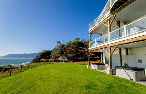 Dolphin by OceanviewHotTubs Oceanfront Shelter Cove Tesla - Foto 34