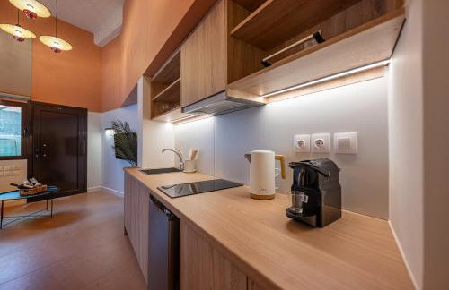 AthenianNest Sarri Boutique Studios Psyrri - Foto 16