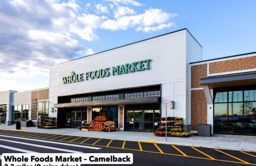 Spacious 2BR Uptown Biltmore Gym Pool Parking WD - Foto 27