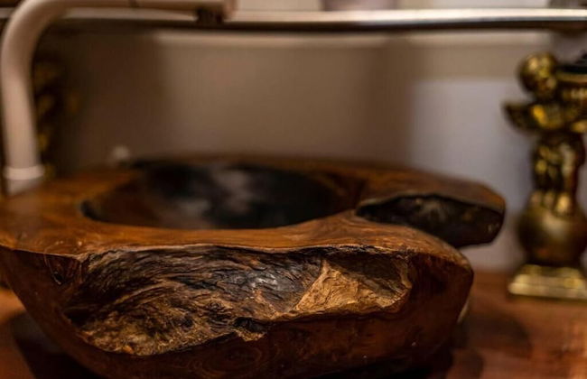 Luxurious Amber Villa With Private Pool and Garden Views - Photo 46