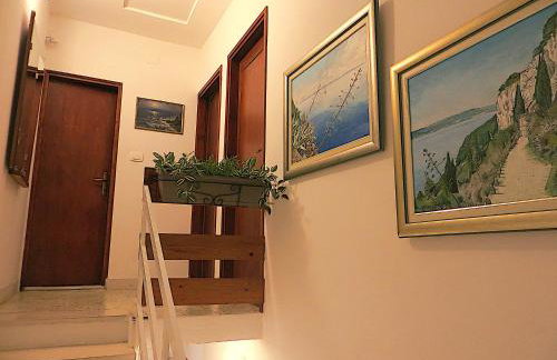 Villa V, 4-star 2-floor 1-apartment seaside property with great outdoors - Foto 23