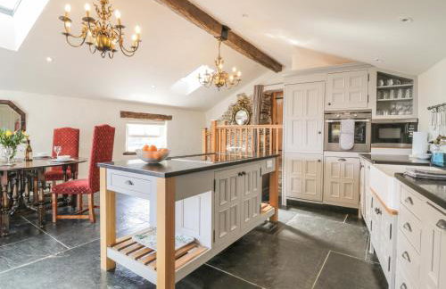 Glanville House - Photo 15