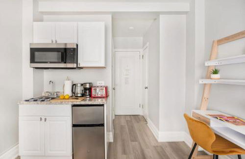 73-1503 Newly Reno Studio UWS Doorman Gym Laundry - Foto 8