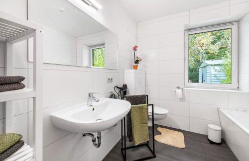 Großes Ferienhaus Im Grünen - - Foto 21