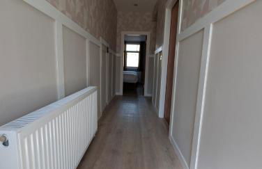 Numero Uno Ensuite 3BR Flat Hot Tub Wifi Parking Contractor and Group Friendly - Foto 13