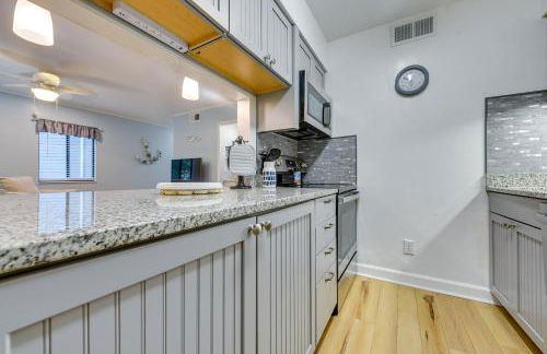 Walkable Calabash Condo with Pool Access! - Foto 10