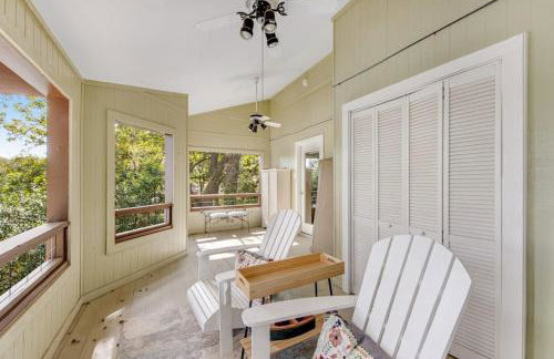 Two-Story Waterfront Retreat with Boat Dock, Two Firepits & Two Kayaks - Foto 24