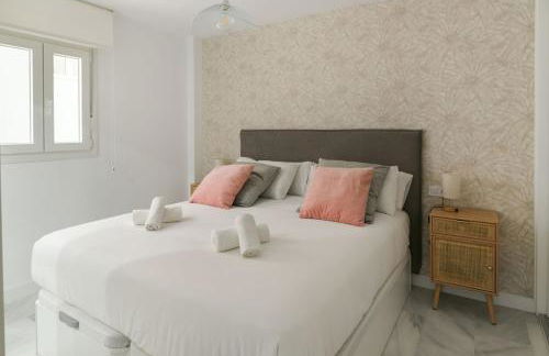 Magnificent- 2Bd 2Bth- City Center - Photo 21