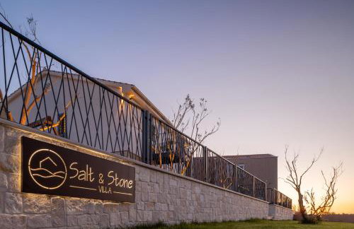 Salt and Stone Villa - Photo 18