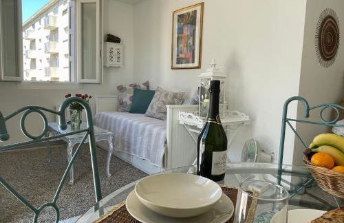 Centre Carcassonne apartment with private sunny terrace - Foto 4