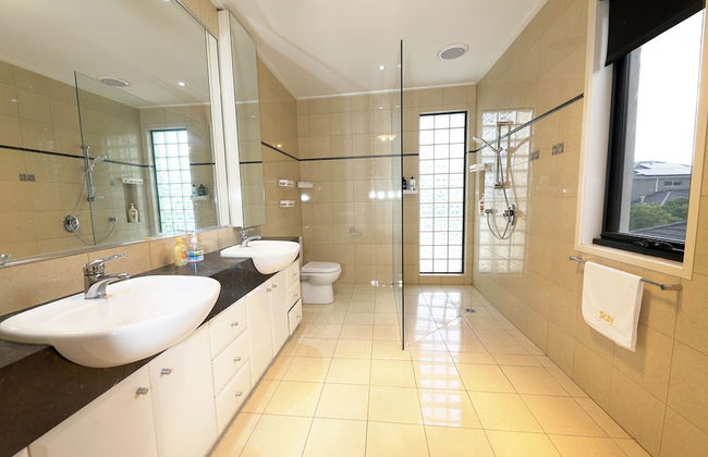 Luxury 7BRM Lakeside BigHouse Point Cook - Foto 40