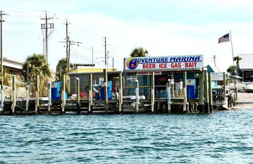 Dockside Dream-Waterfront-Boat Slip-Downtown - Foto 19