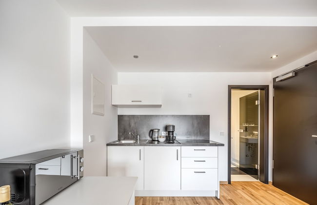 Nomad Serviced Apartments - Photo 8