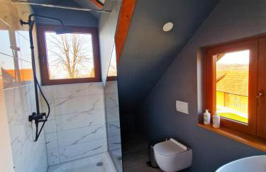 Hižica v plavem trnacu 1 - Foto 10