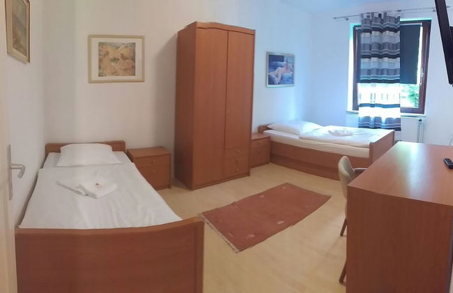 Pension Donau Apartments - Photo 4