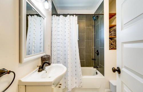 Clawson Home with Garage Walk to Stores and Dining - Photo 13