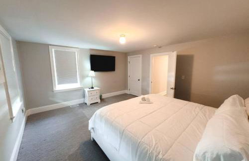 Charming Hyannis 3 Bed 2 Bath - Foto 6