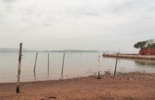 9 Harefield Cottages - Photo 20