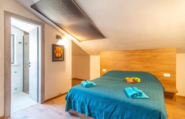 Villa With Swimming Pool and Outdoor Kitchen - Foto 3