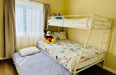 New Home Near Legoland and Disney Sleeps 12 - Foto 43