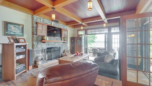 Luxe Family Home on Orange Lake with Private Dock! - Foto 3