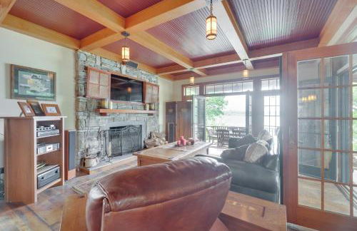 Luxe Family Home on Orange Lake with Private Dock! - Foto 3