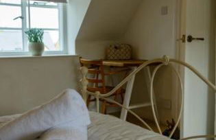 Pear Tree Cottage in the Cotswolds - Photo 29