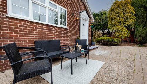 Modern 3 Bedroom Bungalow with Style & Comfort in Leicestershire - Foto 2, Garden view