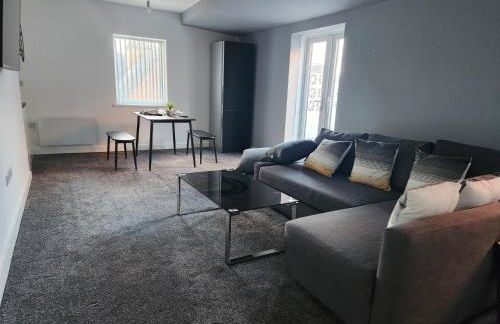 Derby City Centre Apartment With Roof Top Hot Tub - Foto 62