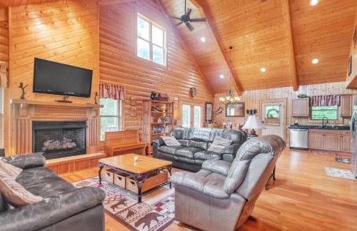 Cozy Mountain Retreat W/ Scenic Views 3 Bedroom Home by RedAwning - Photo 56