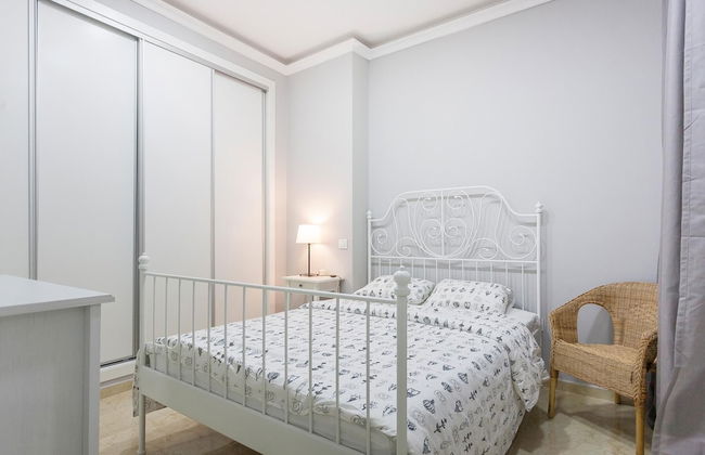 Charming Apt. Historic District - Sol - Photo 13