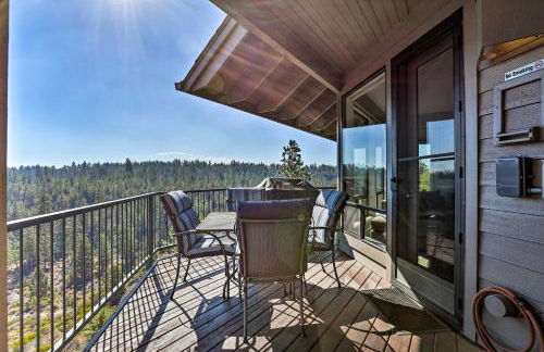 Hiking Trail and Hot Tub Access Bend Condo with Deck - Foto 25