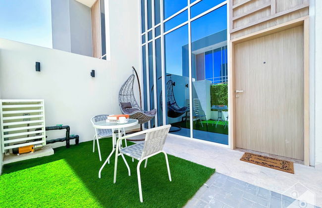 Luxury 1-br Villa in Rukan: Dubai Skyline Views! - Foto 30