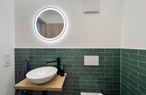 Stay Nice Apartments Dorfen Nähe München Jacuzzi Grillkota 75 Zoll TV - Foto 34