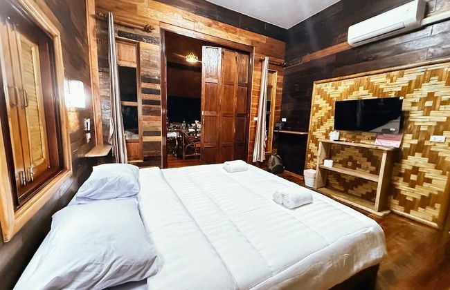 COCOA HOME - Photo 24