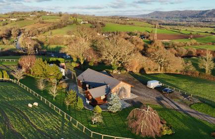 Whitehall Farm - Foto 1