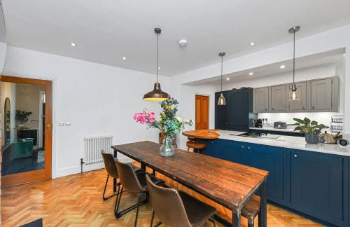 Convenient 3-Bed Near Bingham Station & Town Centre - Foto 27