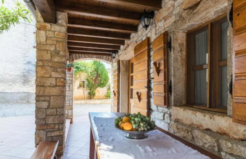 Cozy Home In Zminj With Kitchen - Foto 9